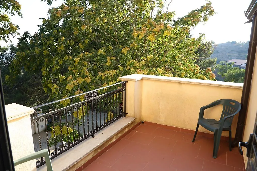 Agriturismo Monticelli Mussomeli 0*,